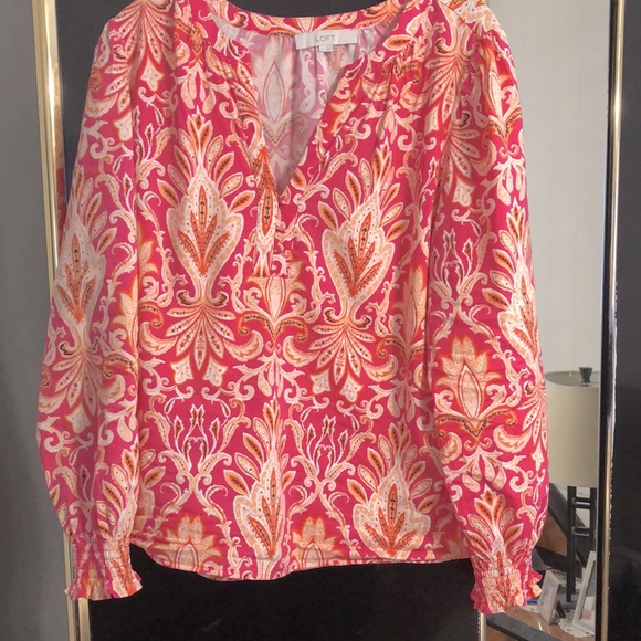 Beautiful Loft blouse - Picture 2 of 4